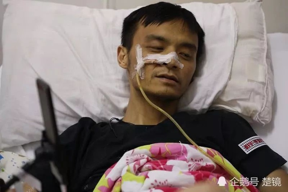 Doanh nhân trẻ mắc ung thư: Thức khuya con đường ngắn nhất tới nghĩa địa - 3