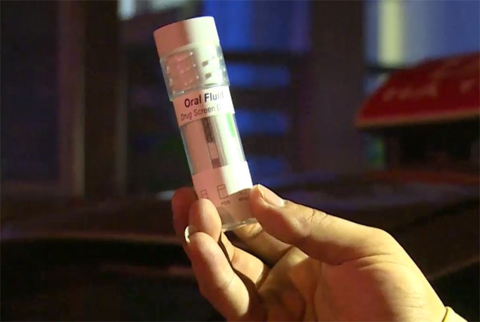 Que thử chất ma túy được sử dụng 1 lần.