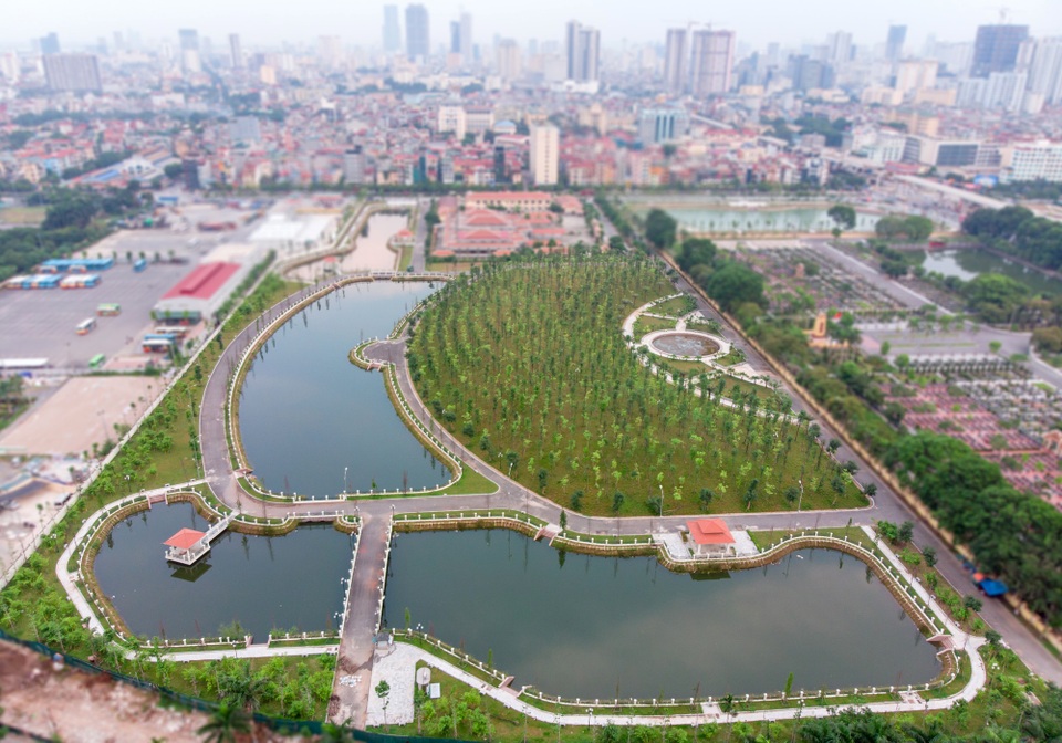 Đón đầu xu hướng bất động sản “3 trong 1” - 3
View từ TNR Sky Park ôm trọn hồ điều hòa 15ha của thành phố