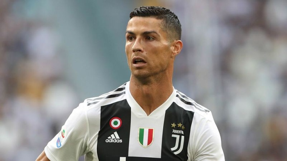 
C.Ronaldo đã quyết định rời Real Madrid để chuyển sang Juventus ở Hè vừa qua
