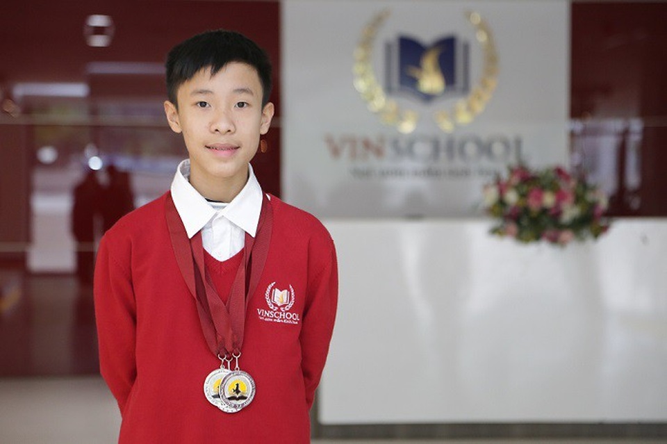
Chân dung cậu học sinh Nguyễn Tử Minh xuất sắc đạt kết quả 8.0 IELTS.
