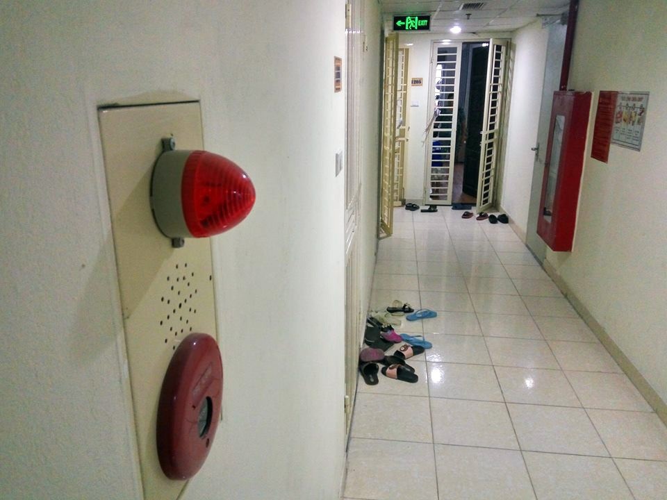 Mua nhà ở xã hội của HUD, cư dân bức xúc vì "vừa mưa đã lo thấm dột" - 5
Cư dân và Ban quản trị tòa nhà kiến nghị cơ quan chức năng điều tra, khởi tố, truy cứu trách nhiệm truy cứu trách nhiệm đối với Công ty HUD.VN.