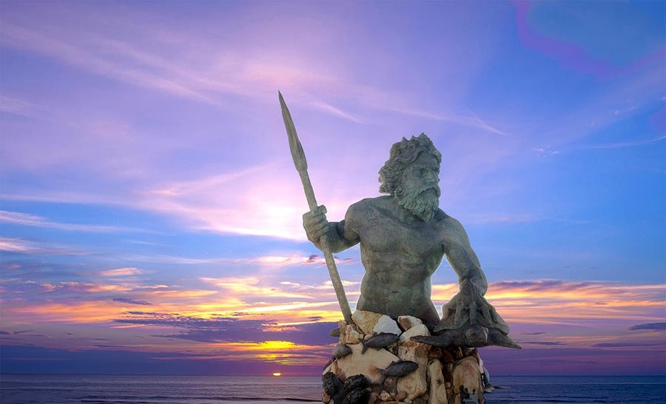 Những bờ biển sở hữu bức tượng nổi tiếng thế giới - 3 Những bờ biển sở hữu bức tượng nổi tiếng thế giới - 3