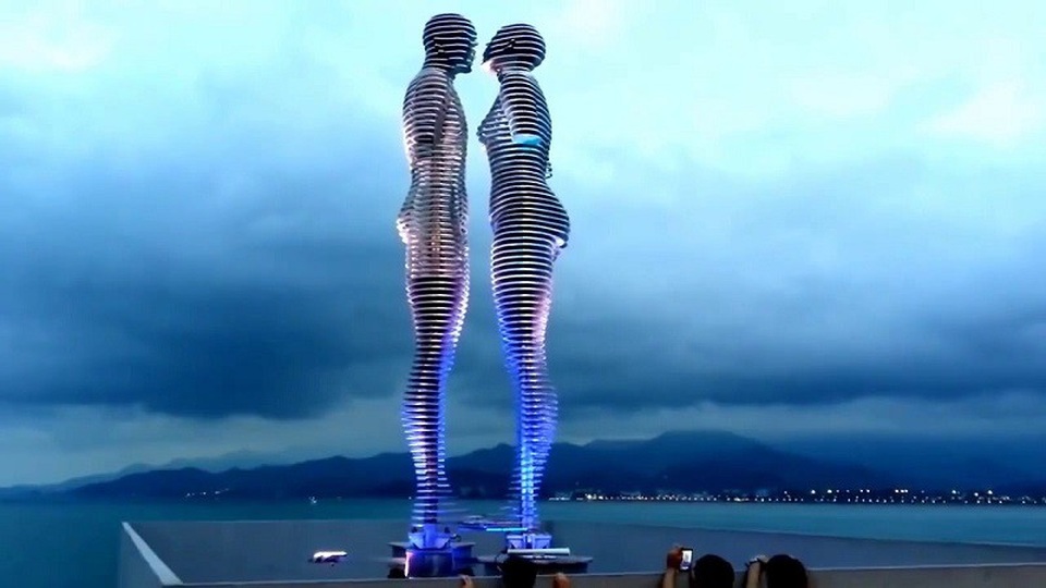 Những bờ biển sở hữu bức tượng nổi tiếng thế giới - 5 Những bờ biển sở hữu bức tượng nổi tiếng thế giới - 5