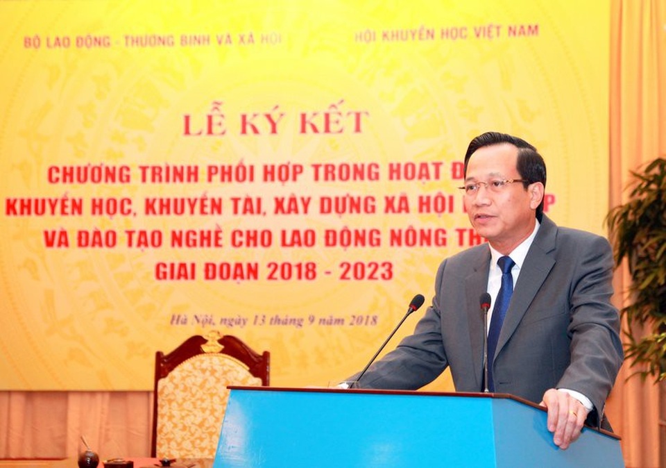 Hội Khuyến học VN ký kết với Bộ LĐ-TB&XH nâng cao đào tạo nghề cho lao động nông thôn - 3
Bộ trưởng Bộ LĐ-TB&XH Đào Ngọc Dung
