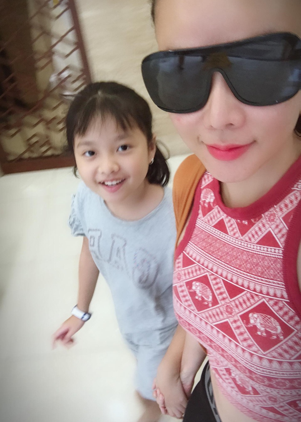 Dương Yến Ngọc lần đầu tiên tiết lộ con gái 10 tuổi đi học xa tại Mỹ - 3 Dương Yến Ngọc và con gái Diệp Khả Doanh