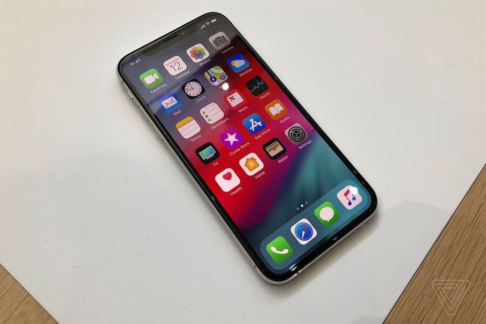 Cận cảnh bộ đôi iPhone XS và XS Max mới ra mắt của Apple - 7 Cận cảnh bộ đôi iPhone XS và XS Max mới ra mắt của Apple - 7