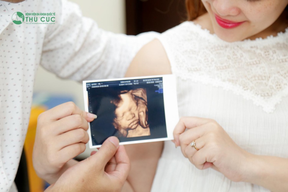 Khi mang thai mẹ bầu nào cũng tò mò muốn nhìn thấy con yêu