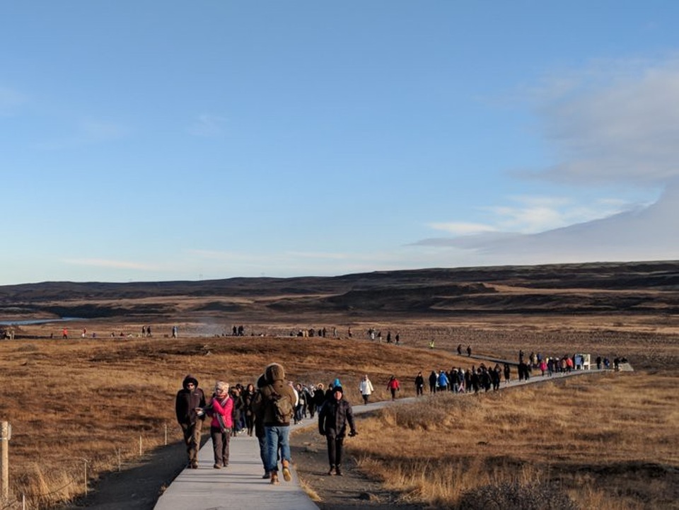 Các địa điểm du lịch khác nhau đến cỡ nào giữa mùa cao điểm và thấp điểm - 5 Các địa điểm du lịch khác nhau đến cỡ nào giữa mùa cao điểm và thấp điểm - 5