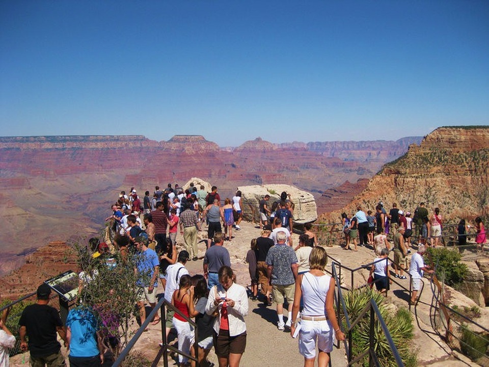 Các địa điểm du lịch khác nhau đến cỡ nào giữa mùa cao điểm và thấp điểm - 7 Các địa điểm du lịch khác nhau đến cỡ nào giữa mùa cao điểm và thấp điểm - 7