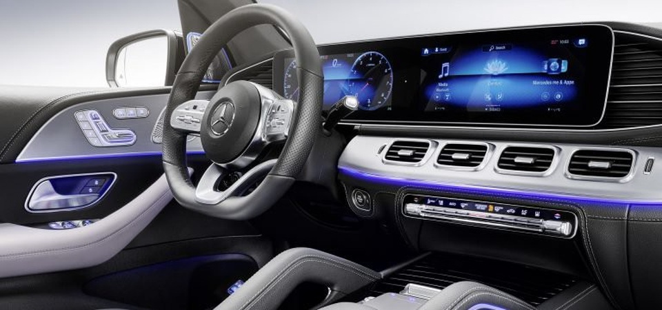 So sánh Mercedes-Benz GLE thế hệ mới và cũ - 8
Mercedes-Benz GLE thế hệ mới