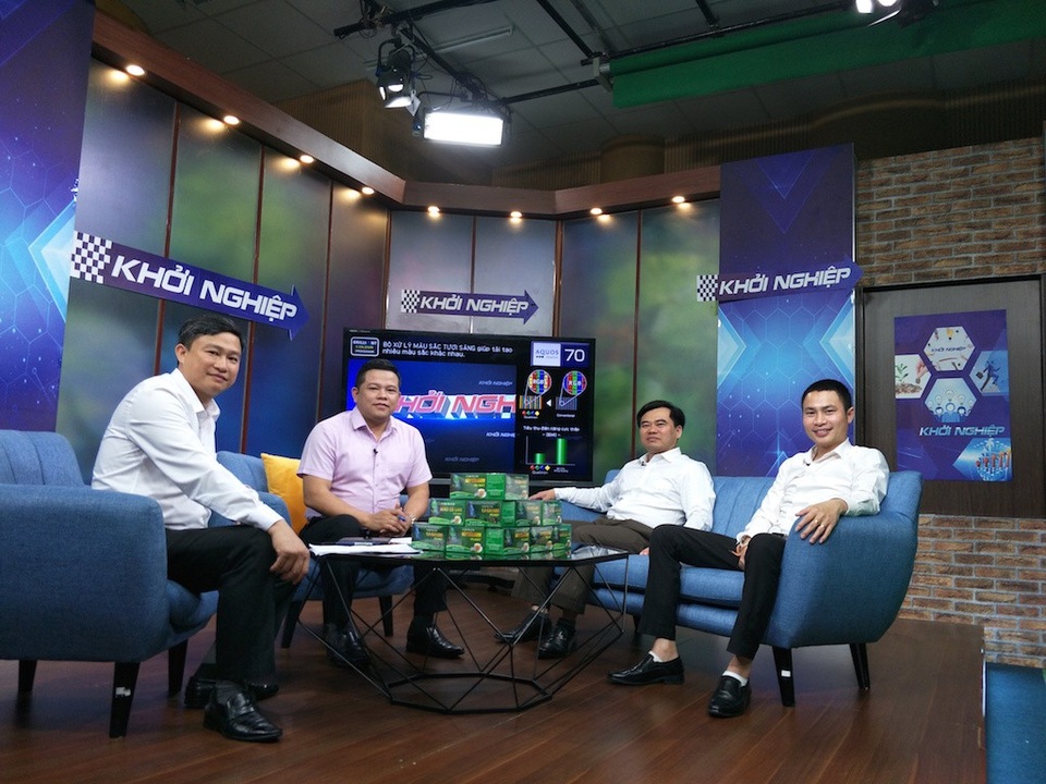 Thường xuyên cùng Lãnh đạo các Sở, ngành làm chuyên gia tư vấn, hỗ trợ khởi nghiệp trên báo chí, truyền hình.