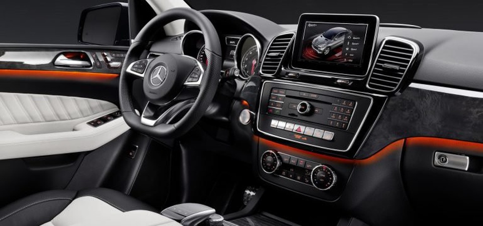 So sánh Mercedes-Benz GLE thế hệ mới và cũ - 9
Mercedes-Benz GLE thế hệ cũ
