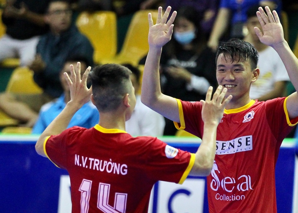 Hải Phương Nam Đại học Gia Định bất ngờ vấp ngã tại giải futsal quốc gia 2018 - 1 Niềm vui của các cầu thủ Tân Hiệp Hưng sau khi vượt qua Hải Phương Nam ĐH Gia Định