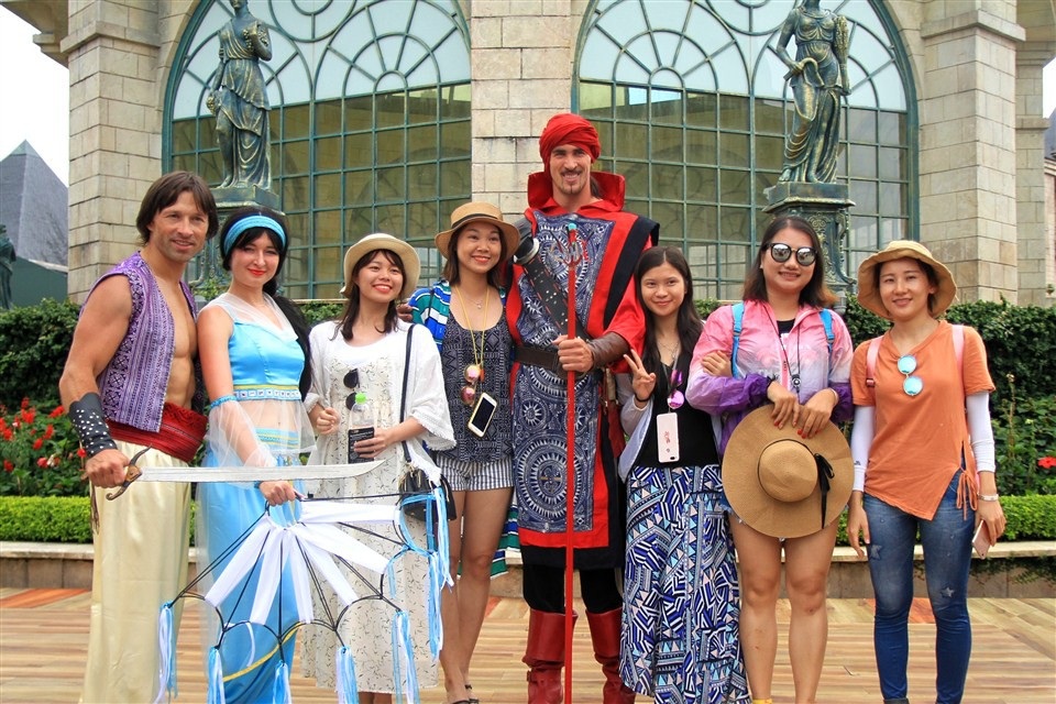 Phiêu lưu trong xứ sở Halloween thần tiên trên đỉnh Bà Nà - 2 Phiêu lưu trong xứ sở Halloween thần tiên trên đỉnh Bà Nà - 2