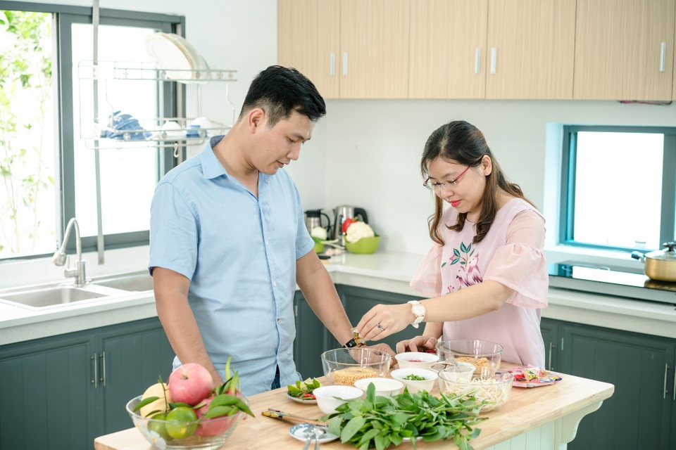 Gói gia vị - thành phần không thể thiếu trong mỳ ăn liền? - 2 Người tiêu dùng hoàn toàn có thể yên tâm khi sử dụng gói gia vị mì ăn liền đã được kiểm soát về các thành phần nguyên liệu