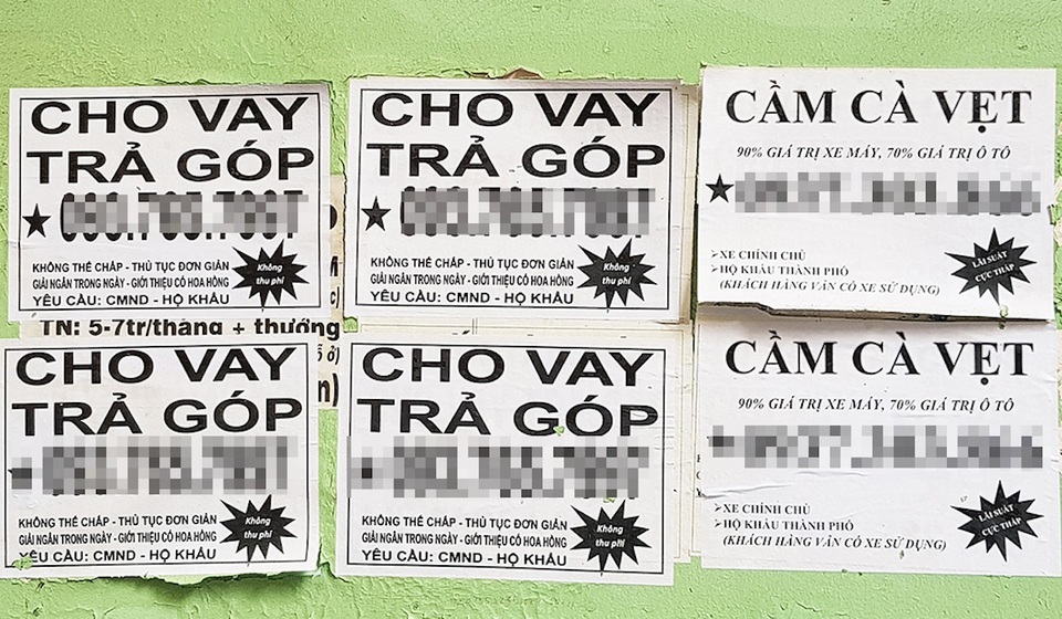 Vòng xoáy tín dụng đen và những chiêu trò ma thuật - 2 Những lời đường mật như cho vay lãi suất cực thấp, không thu phí, thủ tục đơn giản...khiến nhiều người tin và rơi vào vòng xoáy tín dụng đen