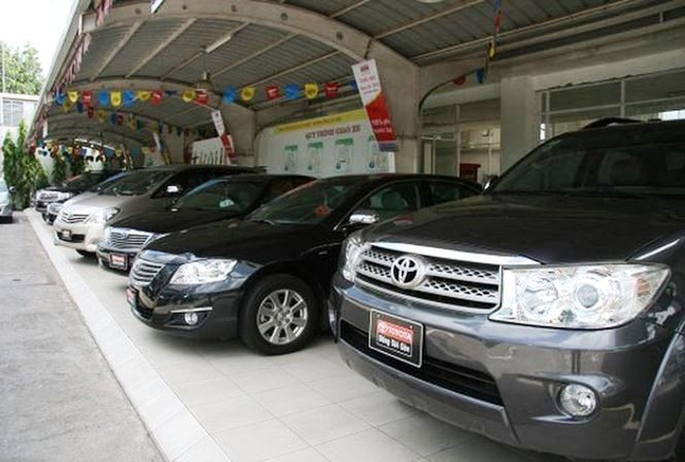 Mua ô tô cũ, coi chừng bị dân buôn “bùa” xe dỏm - 2 Việc “bùa” xe của những người làm ăn bất chính sẽ ảnh hưởng rất lớn đến khách hàng và những người kinh doanh uy tín.