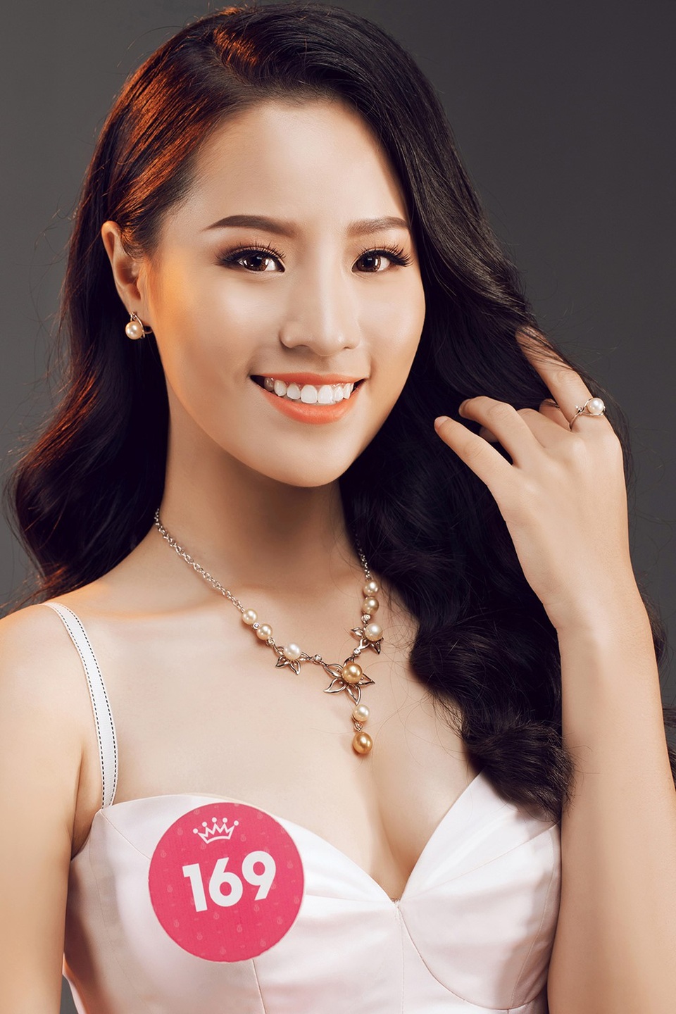 Mặc dù là thí sinh nhỏ tuổi nhất cuộc thi nhưng Bảo Châu lại gây ấn tượng bởi gương mặt xinh đẹp đậm chất Á đông và kỹ năng trình diễn tự tin. Trong đêm thi Người đẹp Biển, chân dài này xuất sắc lọt vào top 3.