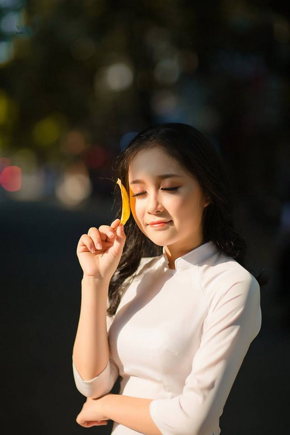 Có một mùa thu rất tình trong mắt thiếu nữ Bắc Giang - 3 Thu Huyền cũng thích thú khi tham gia các hoạt động của trường lớp và nơi cô ở, bởi với cô đó chính là môi trường để cô học hỏi, tích lũy và trau dồi thêm các kỹ năng mềm hoàn thiện bản thân.