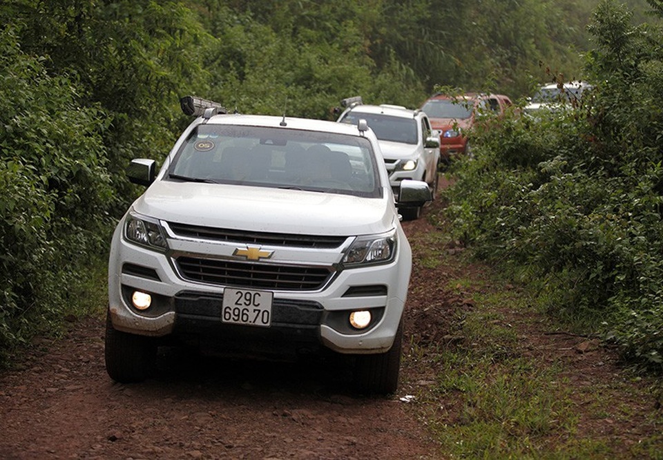 Các hãng xe tại Việt Nam chuyển sang nhập khẩu toàn bộ các dòng bán tải và SUV 7 chỗ từ ASEAN.