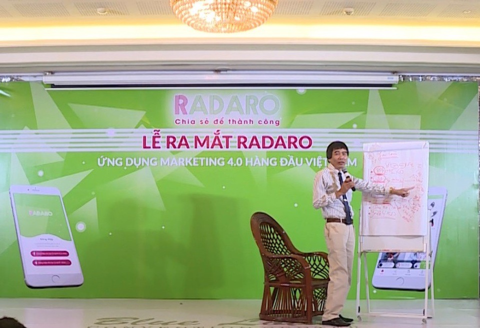 Ra mắt ứng dụng Radaro - giải pháp hỗ trợ marketing online 4.0 - 2 TS. Lê Thẩm Dương phân tích tính ưu việt của ứng dụng