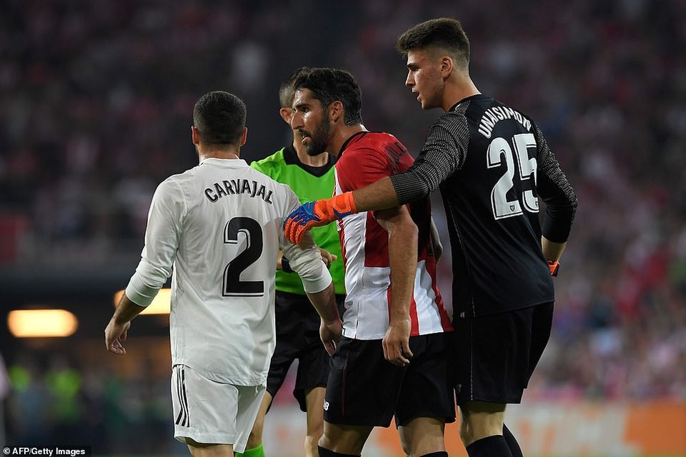 Hòa thất vọng Bilbao, Real Madrid đứt mạch toàn thắng ở La Liga - 4
Trận đấu diễn ra đầy căng thẳng và có nhiều thẻ vàng
