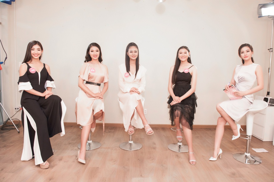 Ba ứng viên được đề cử “Người đẹp truyền thông” Hoa hậu Việt Nam 2018 - 2 Ba ứng viên được đề cử “Người đẹp truyền thông” Hoa hậu Việt Nam 2018 - 2
