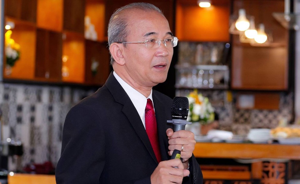 Thị trường taxi công nghệ, cuộc đua đốt tiền của các “đại gia” chịu chi - 1 Chuyên gia Đỗ Hoà cho rằng, khi thị trường đã xuất hiện những đối thủ rất mạnh với các chiêu khuyến mại rất lớn thì cánh cửa cho các doanh nghiệp khác ngày càng hẹp lại.