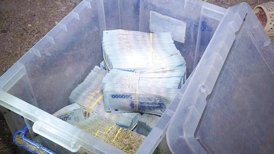 35 giờ truy bắt 2 con nghiện dùng súng tự chế cướp ngân hàng - 1