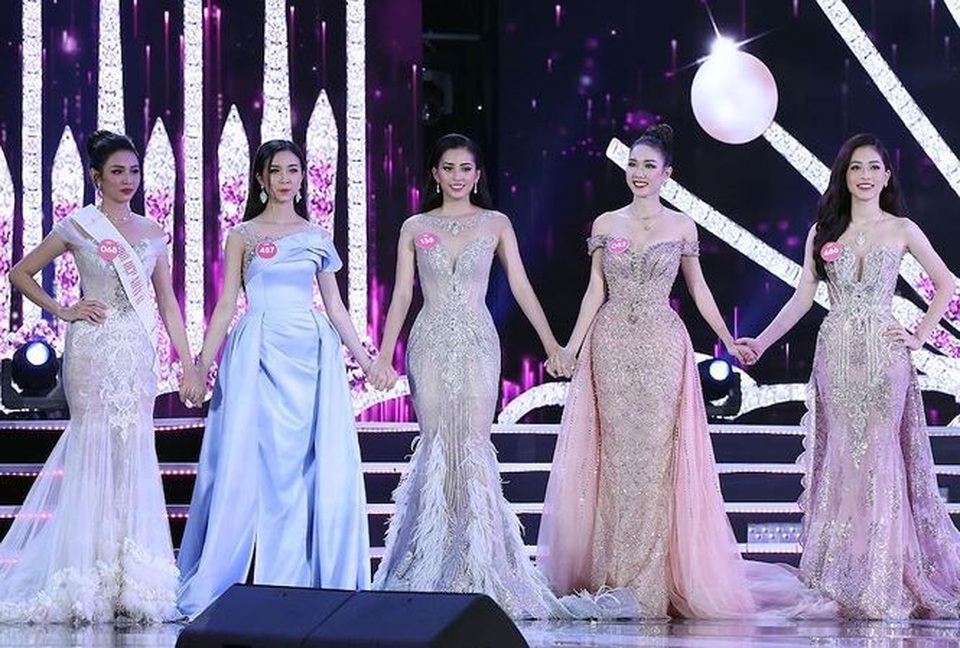 Nữ sinh 18 tuổi Trần Tiểu Vy đăng quang Hoa hậu Việt Nam 2018 - 2 Top 5 Hoa hậu Việt Nam 2018.