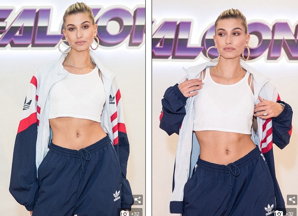 
Bạn gái Justin Bieber khoe eo thon gọn
