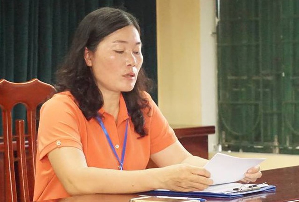 Xác định "có thu sai quy định ở trường tiểu học Sơn Đồng" - 3 Bà Kim Oanh, Hiệu trưởng Trường tiểu học Sơn Đồng cho rằng trường chưa thu tiền và từ chối đối thoại với phụ huynh học sinh.