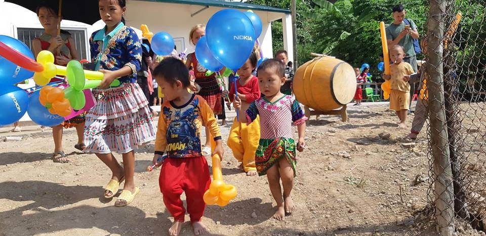 Khánh thành công trình phòng học Dân trí thứ 21 tại điểm trường Huổi Điết, Điện Biên - 9 Khánh thành công trình phòng học Dân trí thứ 21 tại điểm trường Huổi Điết, Điện Biên - 9