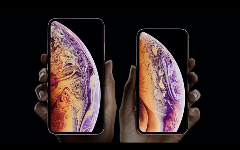 Loạn giá iPhone XS xách tay: Bản cao nhất gần 51 triệu đồng - 1 Loạn giá iPhone XS xách tay: Bản cao nhất gần 51 triệu đồng - 1