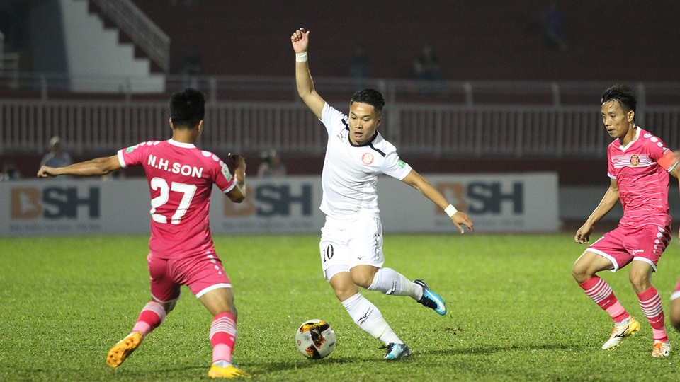 Vòng 23 V-League: Trận derby trên sân Thống Nhất của HLV Miura - 1 CLB TPHCM và Sài Gòn FC có trận đấu tranh suất trụ hạng trên sân Thống Nhất (ảnh: Trọng Vũ)