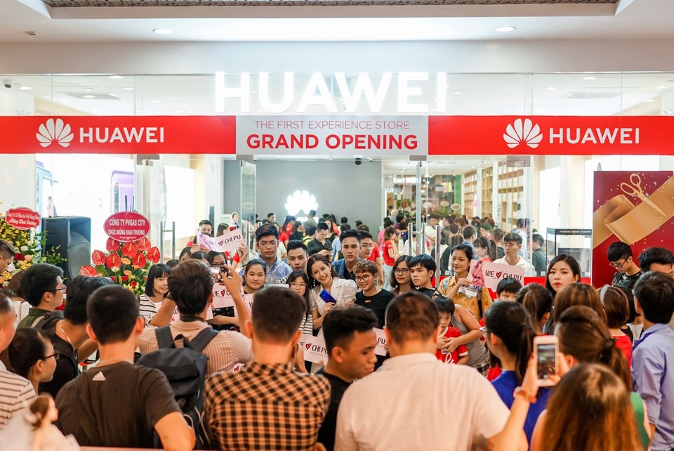 Huawei đặt mục tiêu là một trong hai hãng di động lớn nhất tại Việt Nam - 4 Việc lựa chọn diễn viên, ca sĩ Chi Pu làm đại sứ dòng sản phẩm Nova được xem là quyết định khôn ngoan của Huawei