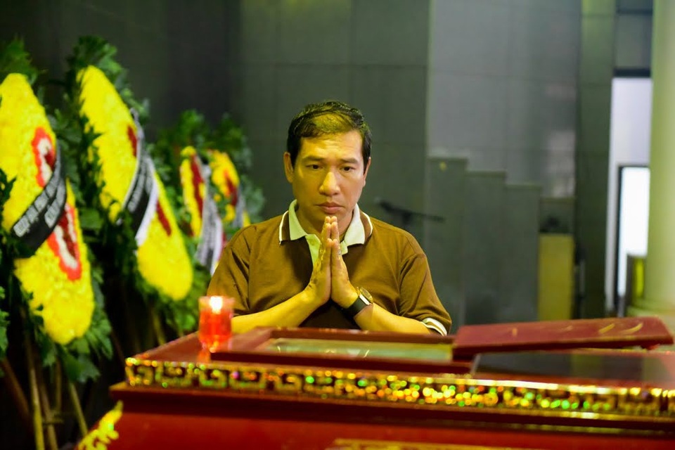 Nghệ sĩ nghẹn ngào tiễn biệt đạo diễn Phạm Đông Hồng - 17
Nghệ sĩ Quang Thắng
