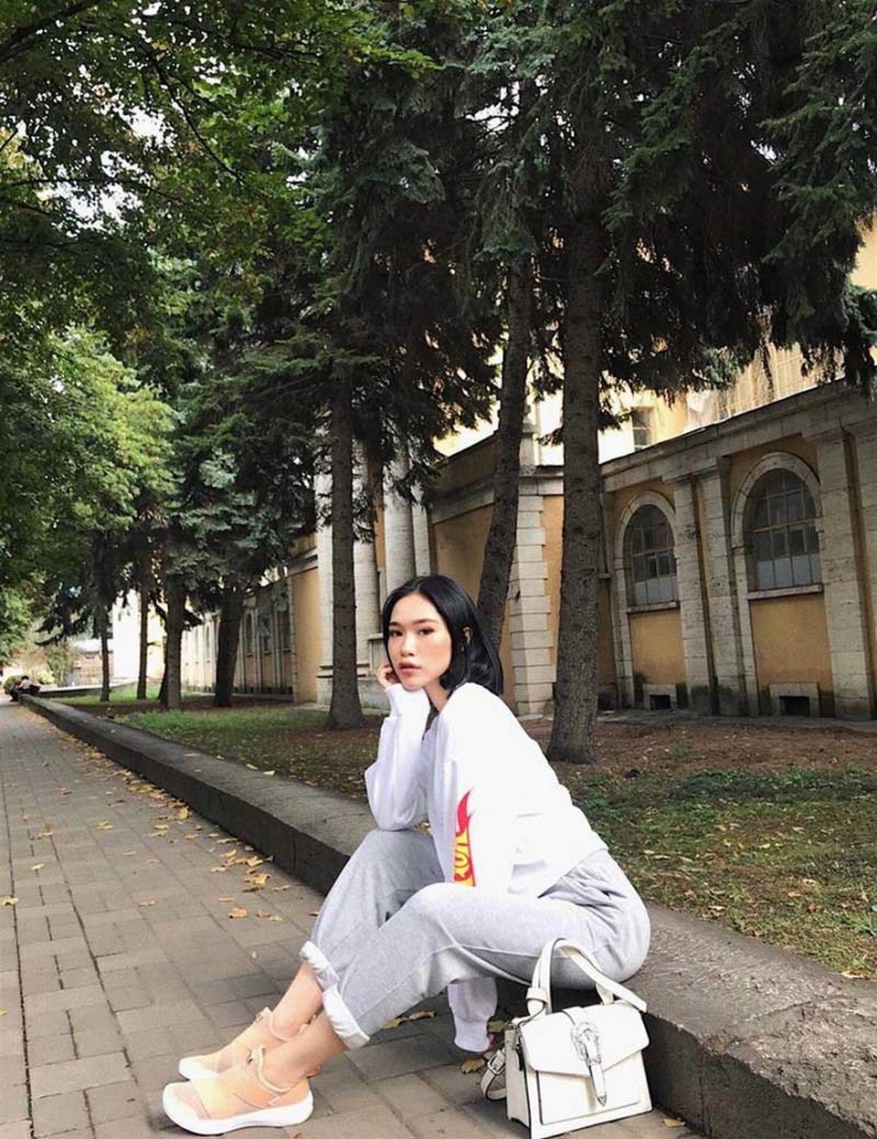 Thiếu nữ Việt xinh đẹp bị nhầm là... con lai - 9 Thiếu nữ Việt xinh đẹp bị nhầm là... con lai - 9