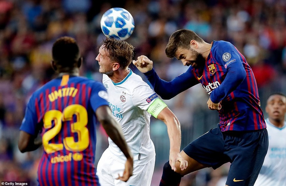 Barcelona 4-0 PSV Eindhoven: Cú hattrick của Messi - 8
PSV đã chơi đầy nỗ lực nhưng không mang lại hiệu quả