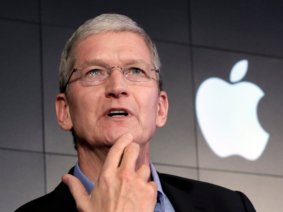 CEO Tim Cook “biện hộ” cho mức giá đắt đỏ của iPhone XS Max - 1
CEO Tim Cook vẫn khen iPhone mới là phù hợp với tất cả mọi người.