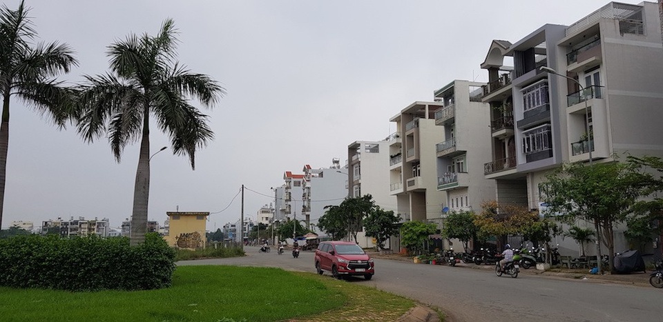 Thị trường đất nền: Sốt từ vùng ven TPHCM đến tận Long An - 1 Khu dân cư An Sương có quy mô 64ha do công ty HDTC làm chủ đầu tư