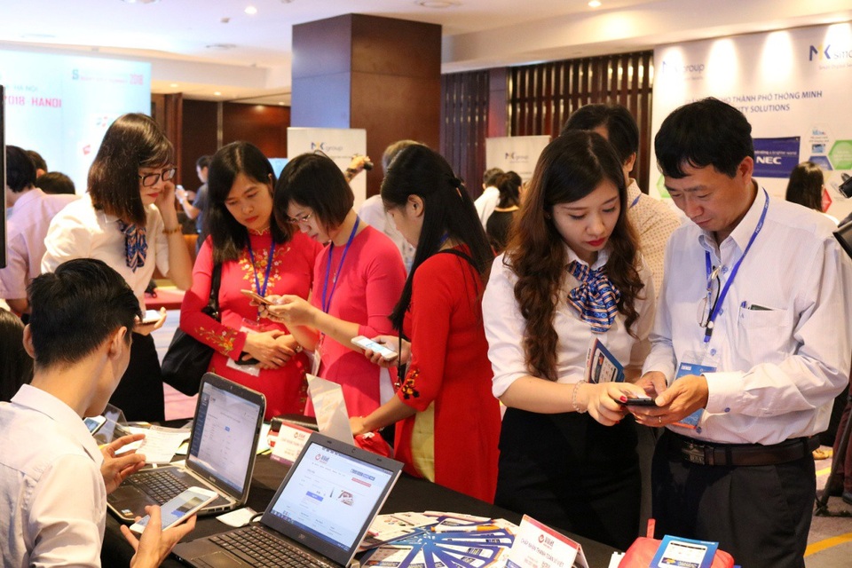 Xây dựng thành phố thông minh hơn, an toàn hơn bằng các giải pháp số - 2 Xây dựng thành phố thông minh hơn, an toàn hơn bằng các giải pháp số - 2