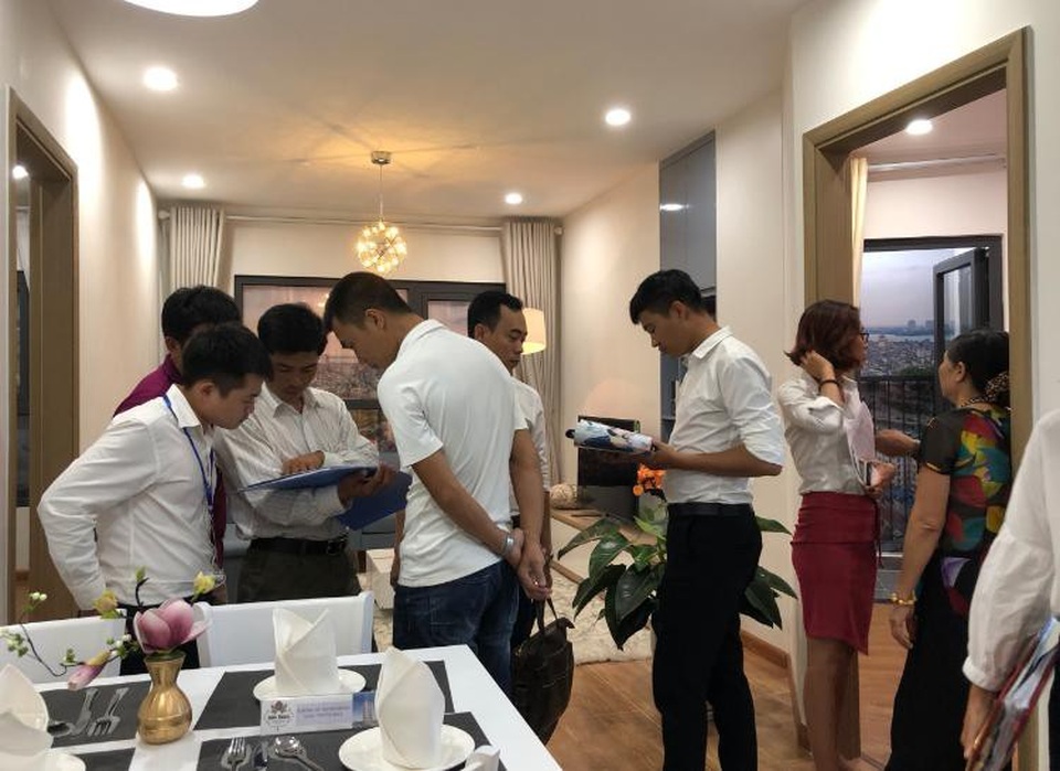Samsora Premier 105 hút khách ngày ra mắt căn hộ mẫu - 6
Tham quan căn hộ mẫu.