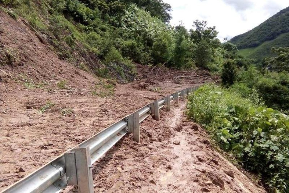 Những hình ảnh đầu tiên về mưa lũ kinh hoàng tại Mường Lát - 23 Nhiều điểm sạt lở nghiêm trọng