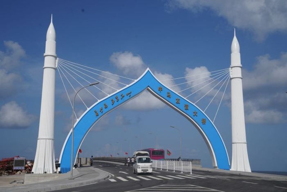 Dự án Vành đai và Con đường: "Không phải bữa trưa miễn phí" - 1
Cầu hữu nghị Trung Quốc - Maldives tại Maldives (Ảnh: newsin.asia)