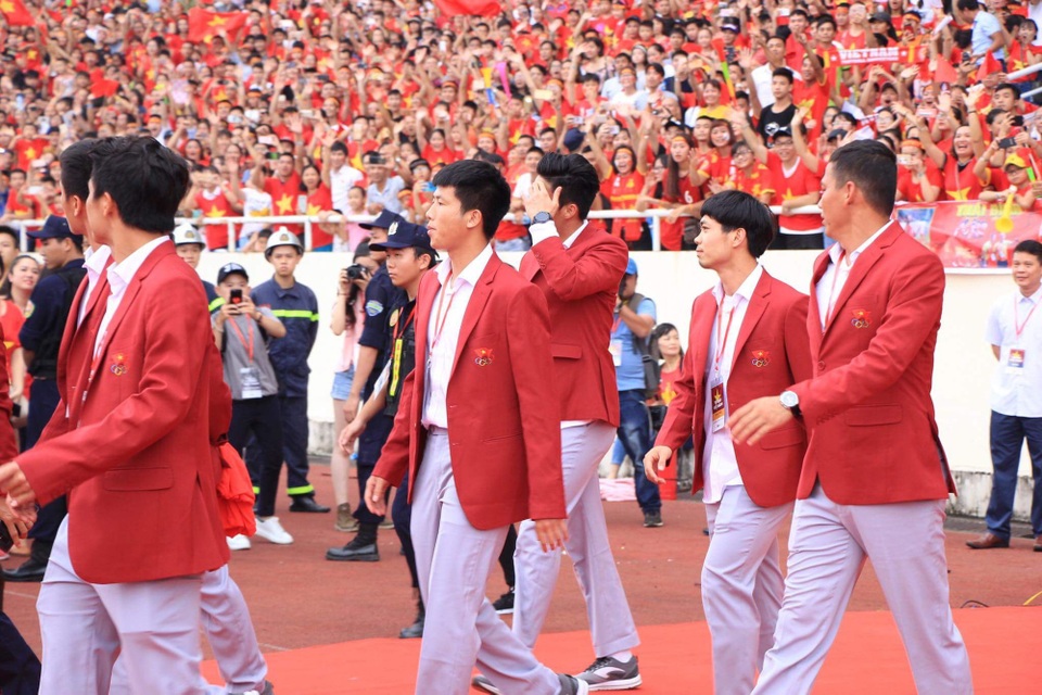 Olympic Việt Nam cảm ơn người hâm mộ trong lễ vinh danh tại Mỹ Đình - 19
Olympic Việt Nam được quan tâm rất nhiều trong suốt 3 tuần qua ở Asiad 2018