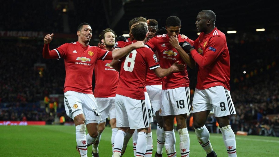 Tại sao Man Utd nhất định phải thắng ở trận gặp Burnley? - 3
Man Utd cần phải nhanh chóng quay lại cuộc đua top 4 Champions League