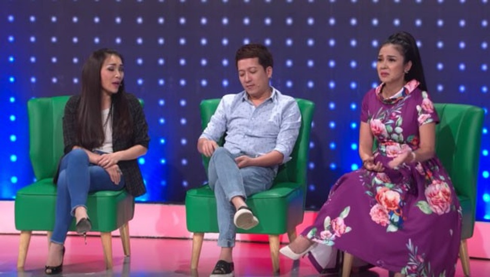 Trấn Thành: “Việt Trinh bị người ta lừa quá nhiều rồi!” - 1 Xuất hiện trong chương trình gameshow, Việt Trinh (phải) nhiều lần bị Trấn Thành bóc mẽ.