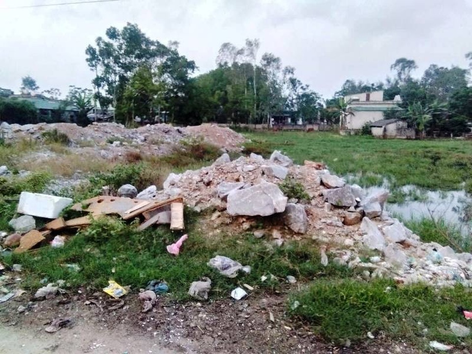 Chuyện lạ: Cấp sổ đỏ cho người chưa... chào đời? - 1 Khu đất được huyện Quảng Xương cấp sổ đỏ sai quy định